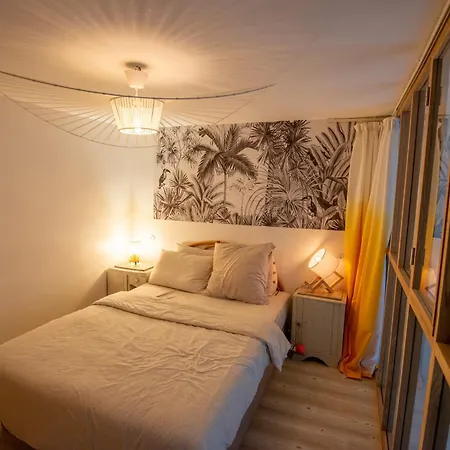 Luxury Eiffel Apartment