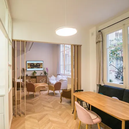 Apartment Luxury Eiffel Paris